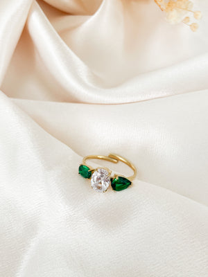 
                  
                    Charger l&amp;#39;image dans la galerie, Bague Amira vert
                  
                
