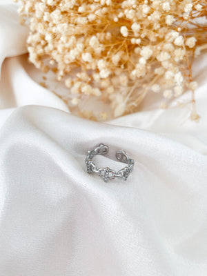 
                  
                    Charger l&amp;#39;image dans la galerie, Bague Catherine silver
                  
                
